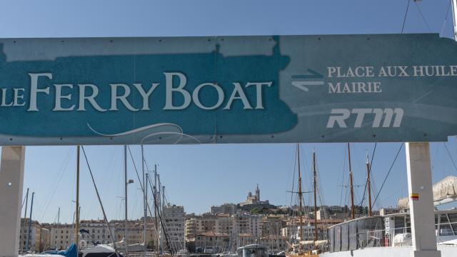 Ferry Boat Marseille, panneau d'affichage
