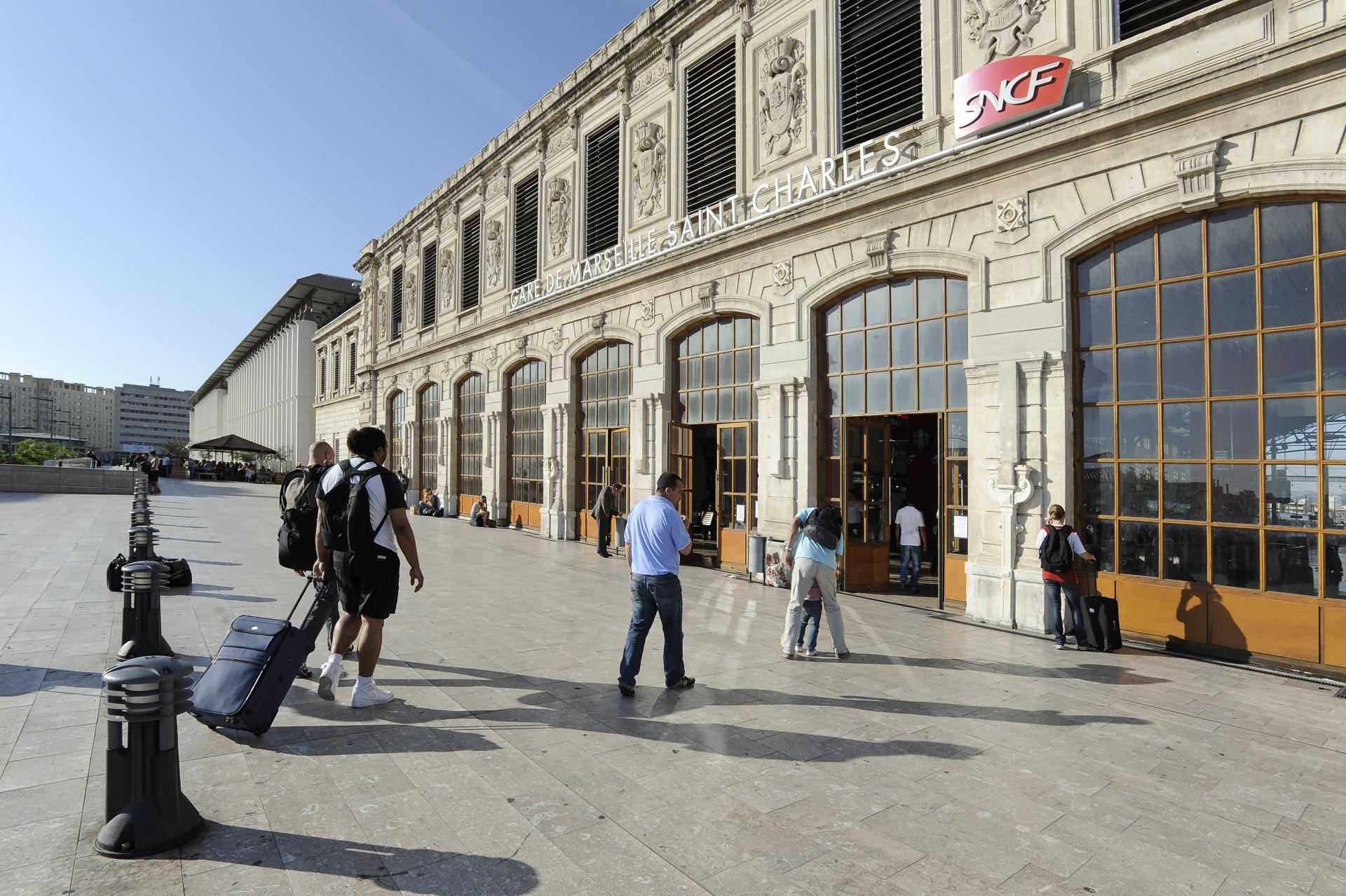 Accès au port de croisière de Marseille Marseille Tourisme