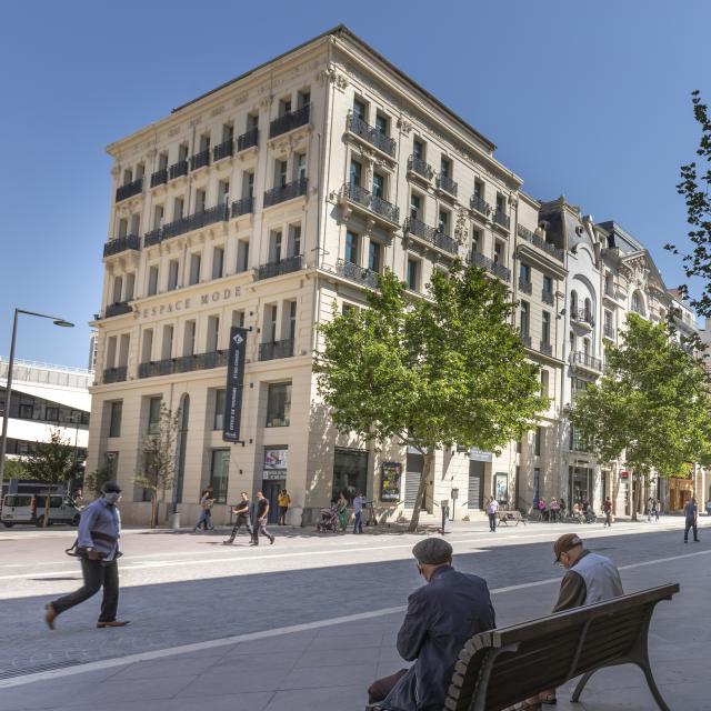Office de Tourisme de Marseille, Canebière
