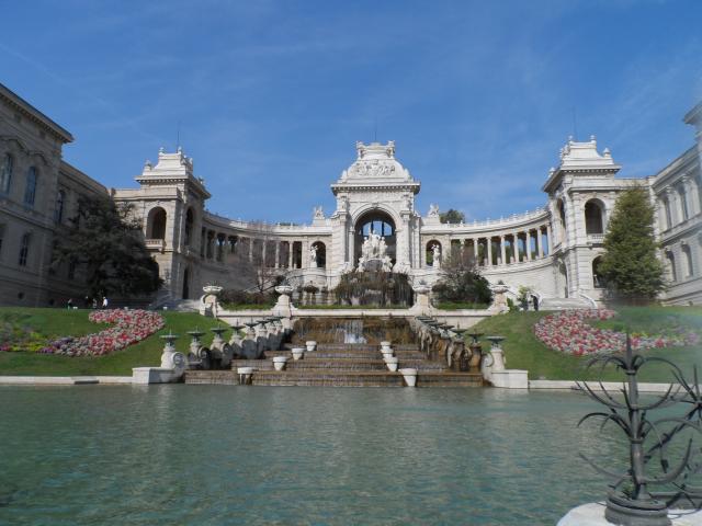 Palais Longchamp entrée principale