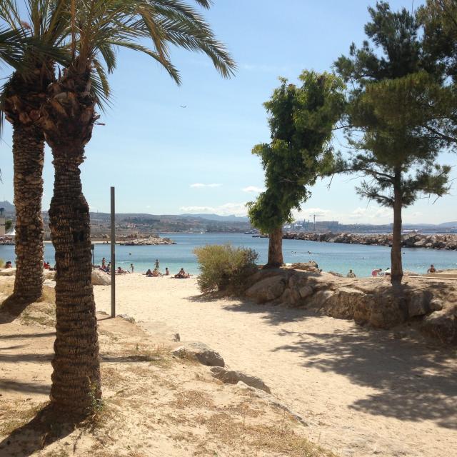 Plage Corbières dans le quartier de l'estaque à Marseille