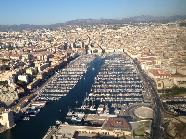 vieux-port de Marseille vue aérienne