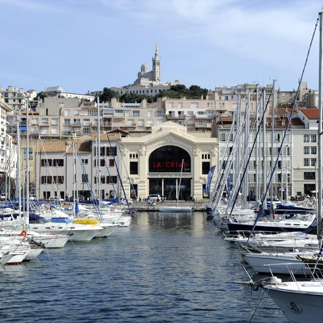 Theatre La Criée et vieux-port à Marseille