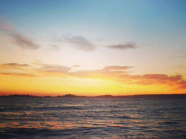 Plage Borely à Marseille, coucher de soleil