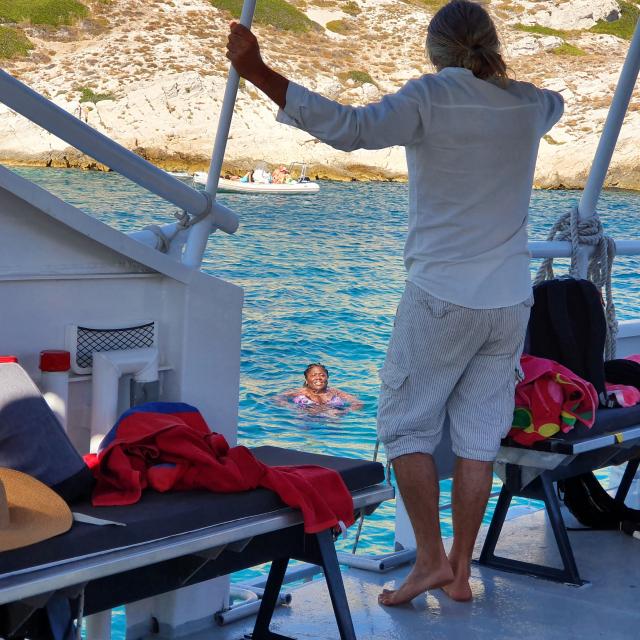 Baignade dans les îles du Frioul