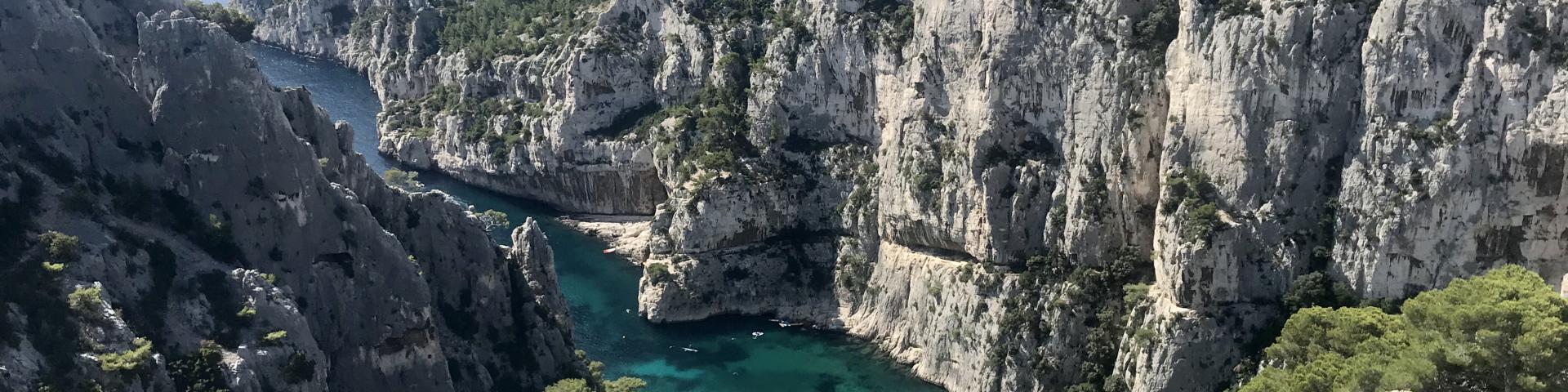 Vue panoramique sur la calanque d'En Vau