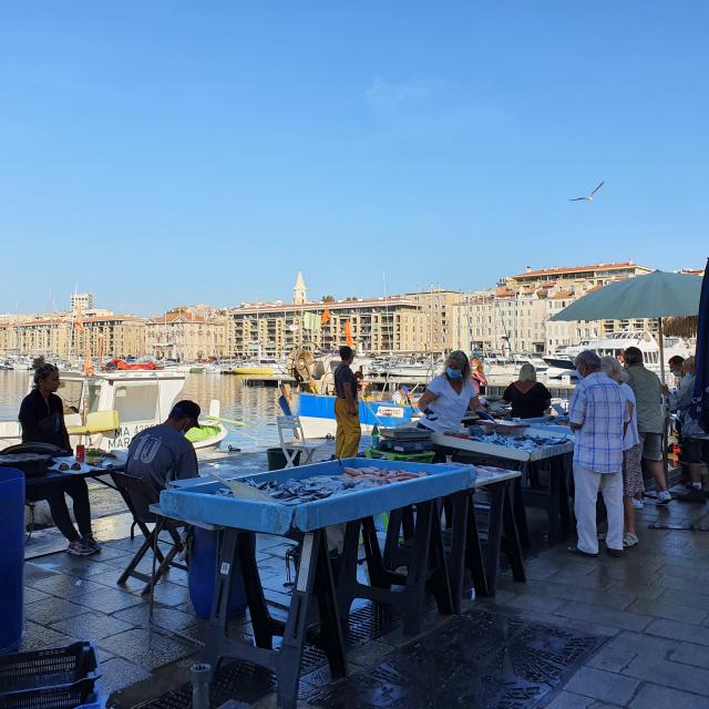 Marché Aux Poissons sur le Vieux Port