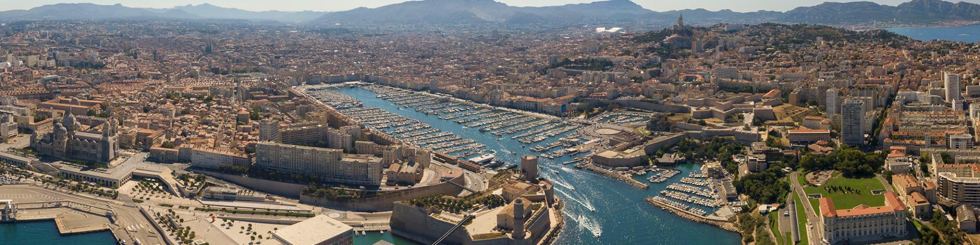 Vue aérienne sur le Vieux-Port
