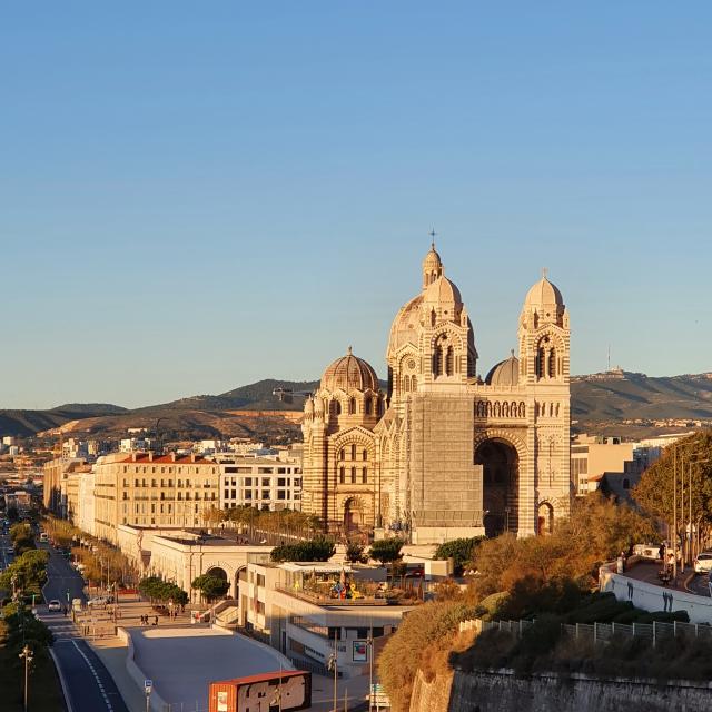 cathedrale-de-la-major-vue-du-mucem1joomtcm.jpg