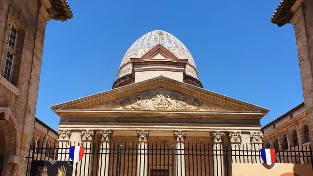 Entrée de la vieille charité