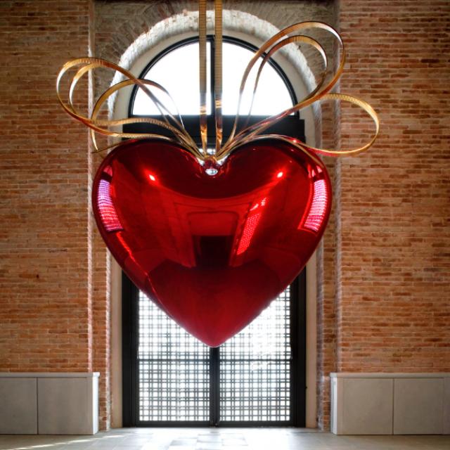 Oeuvre de l'artiste Jeff Koons Hanging Heart