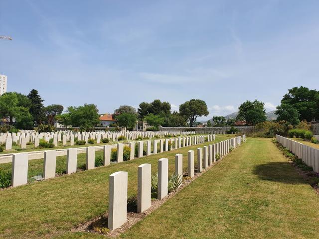 Cimetière militaire de Mazargues