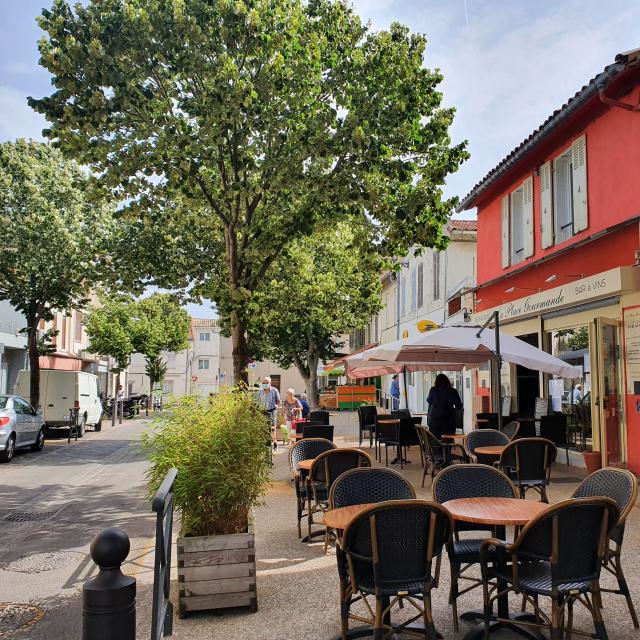 Place du village de Mazargues