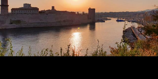 Vieux-Port lever de soleil