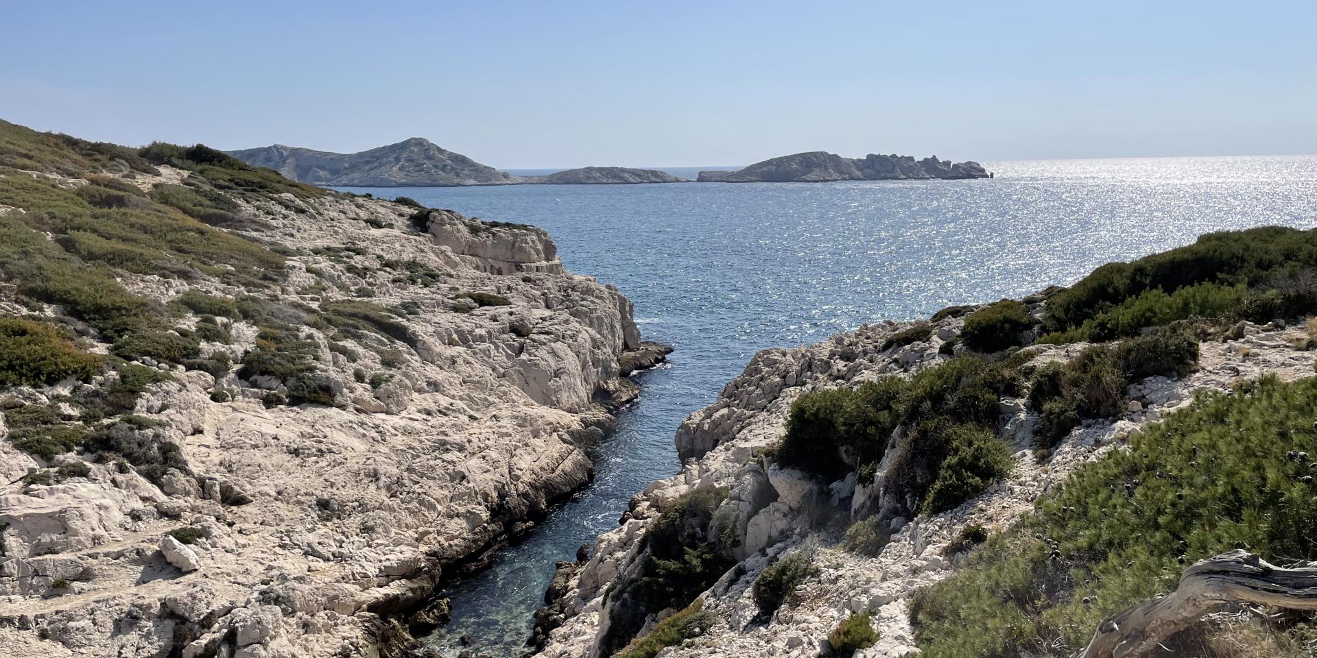 Calanque De La Mounine