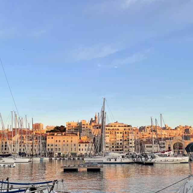 Vieux Port au coucher du soleil