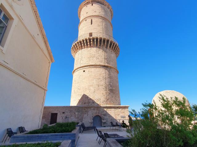 Tour Du Fanal dans les jardins du mucem