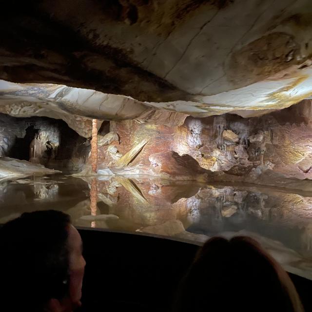 Grotte-Cosquer-©joOMTCM-2-rotated.jpg