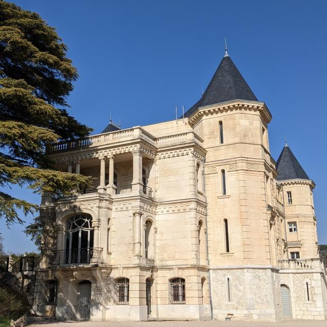 Chateau-la-Buzinehkotlcm.jpg