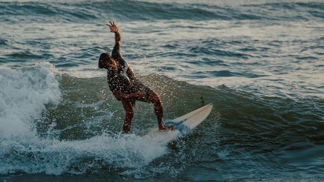 Surf ©pixabay Wendy Julianto
