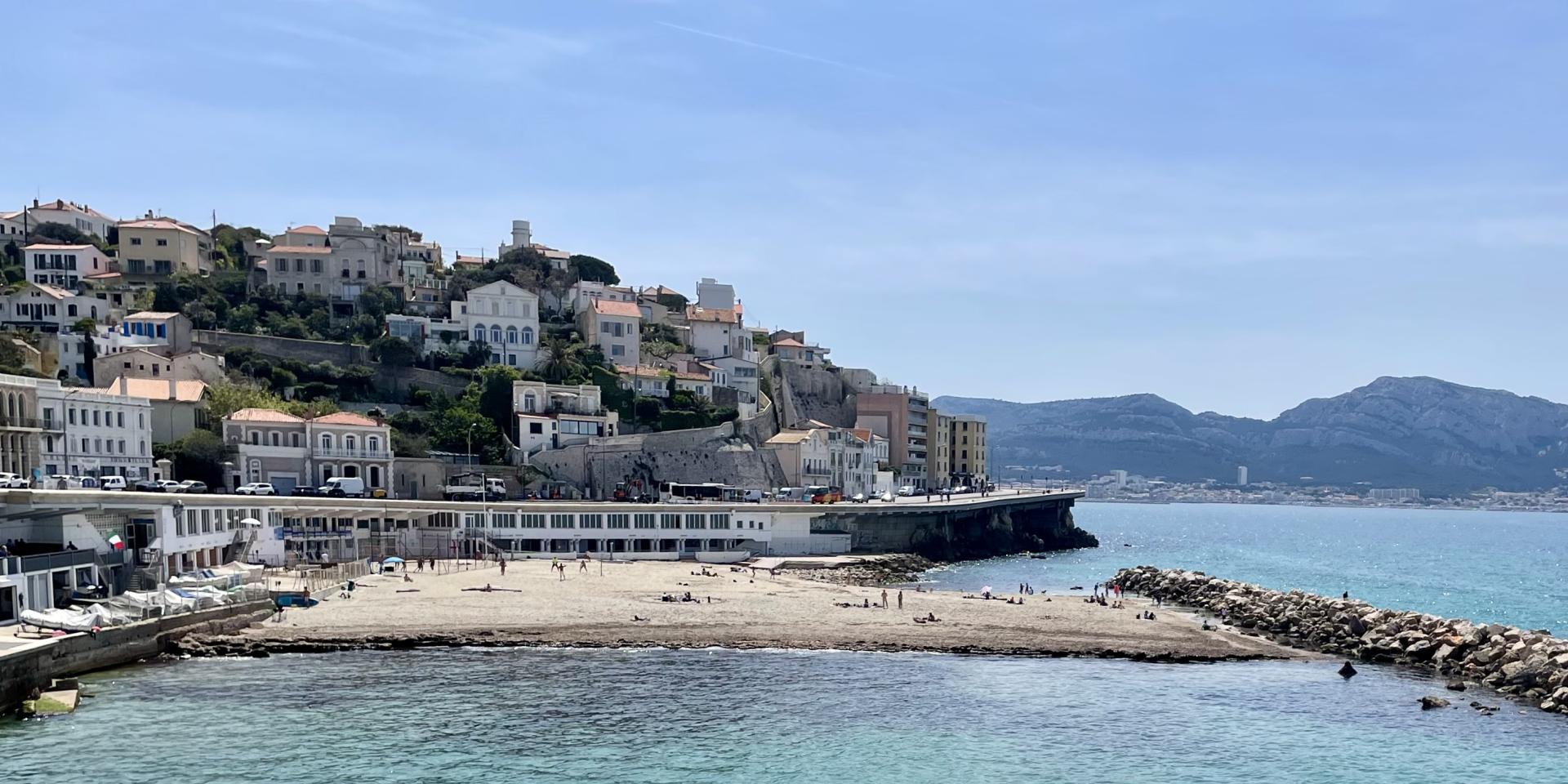Vue sur la plage du Prophète depuis la Corniche Kennedy