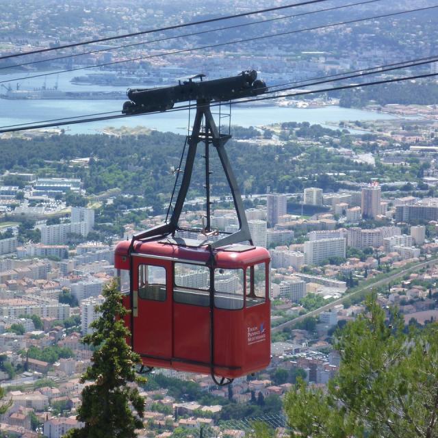 Toulon funicular Schubidu Pixabay