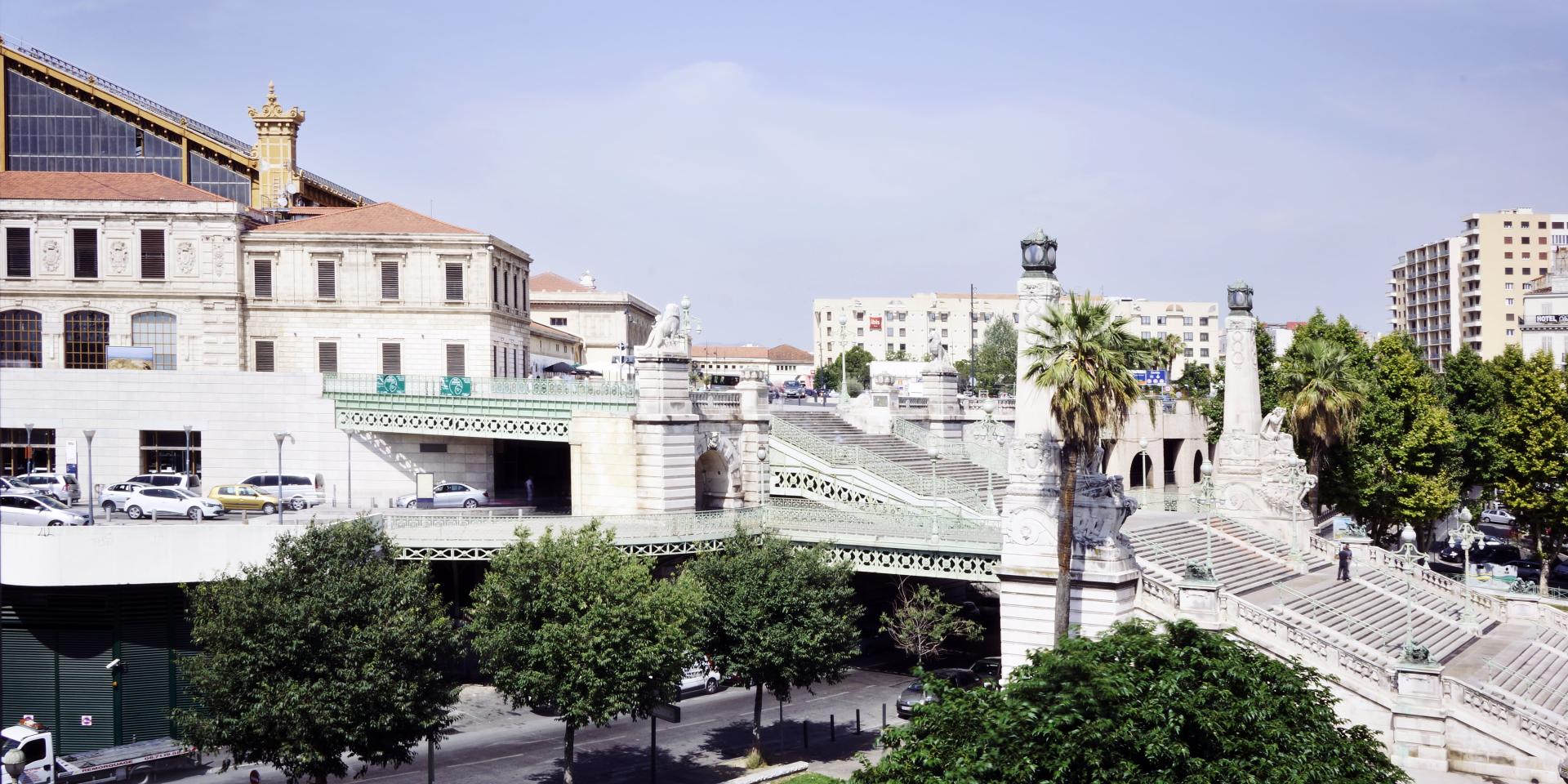 Gare Saint Charles, Escalier