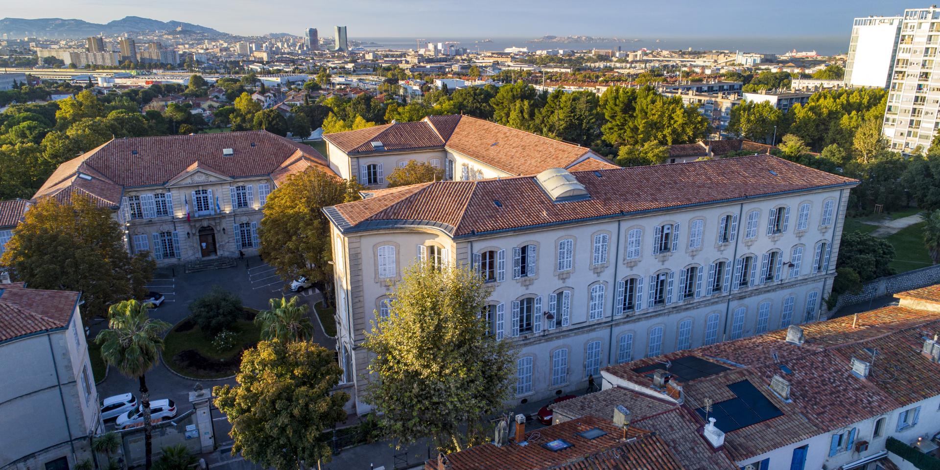 Quartier de Saint-Joseph, vue aérienne de la Mairie
