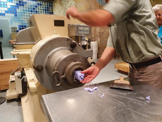 Savonnerie La Licorne Musee Joomtcm 3