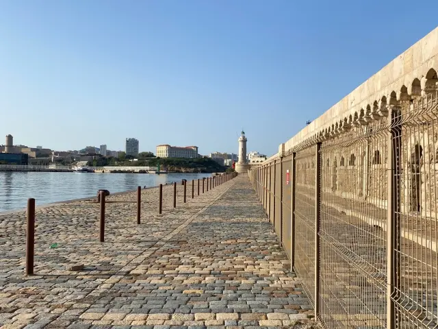 quai sur la Digue du Large à Marseille