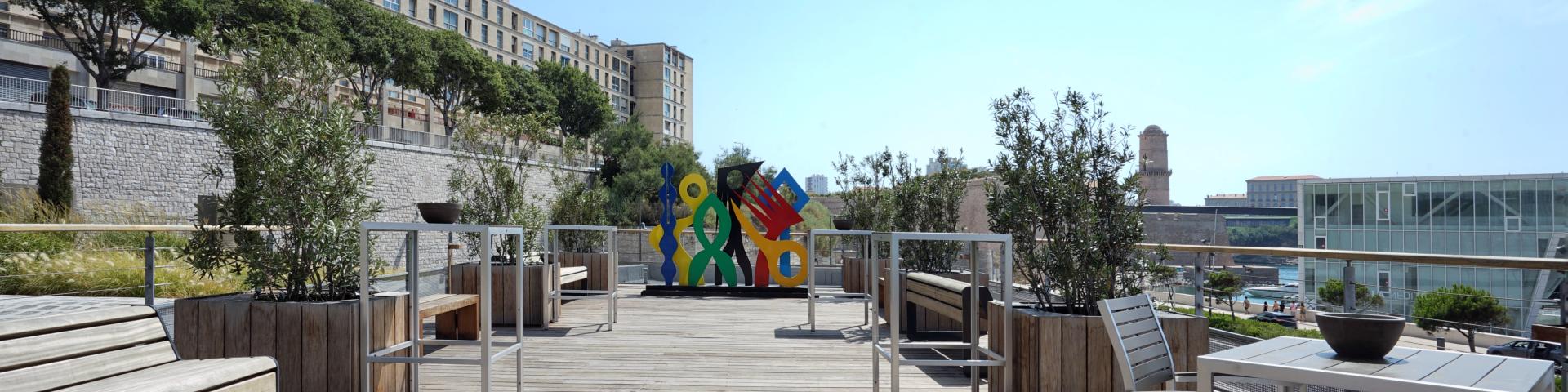 Musee Regards De Provence Terrasse