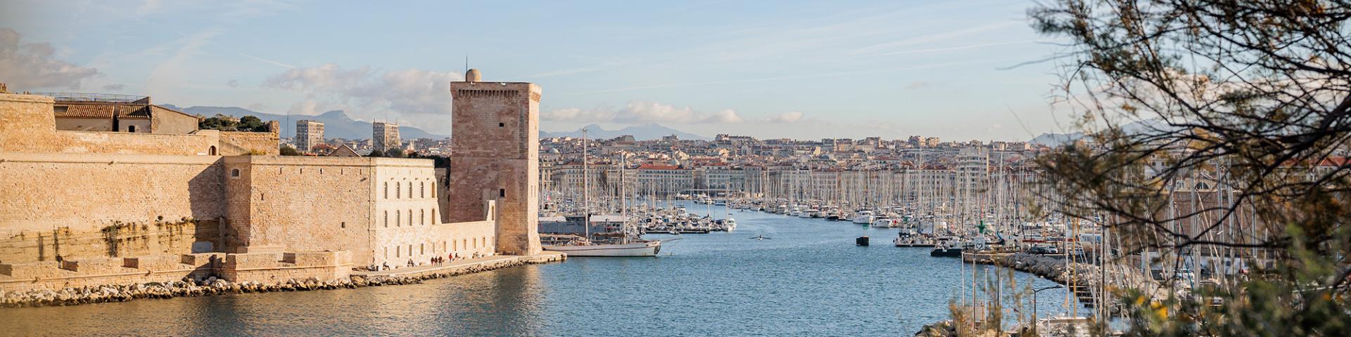 Vieux Port vue depuis le jardin du pharo