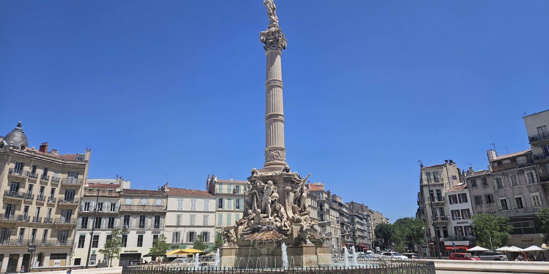 Fontaine Cantini, Place Castellane à Marseille
