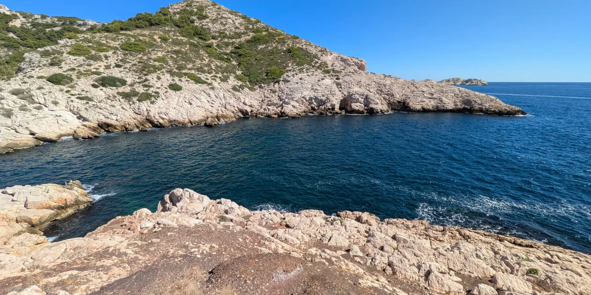 Depollution Mise En Securite Littoral Callelongue Et Environs Traces Des Scories Et Autres Terres Pollueeshk 12