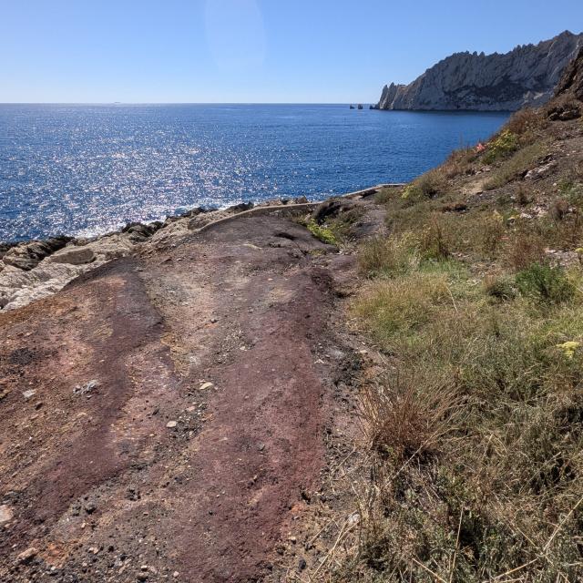 Depollution Mise En Securite Littoral Callelongue Et Environs Traces Des Scories Et Autres Terres Pollueeshk 6