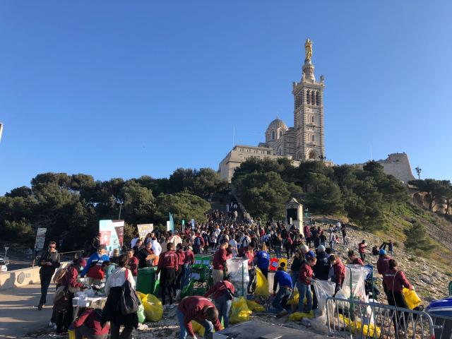 ramassage de déchets à Notre-Dame de la garde