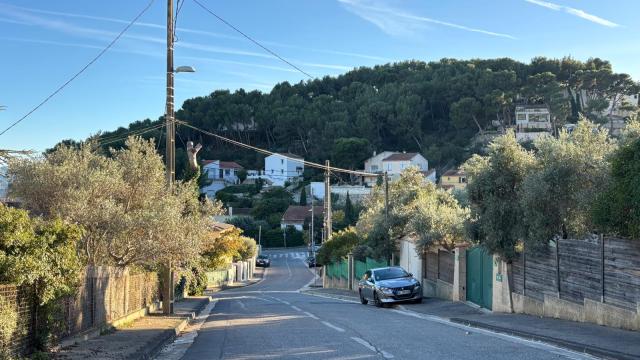 Rue dans le quartier des Mourets.